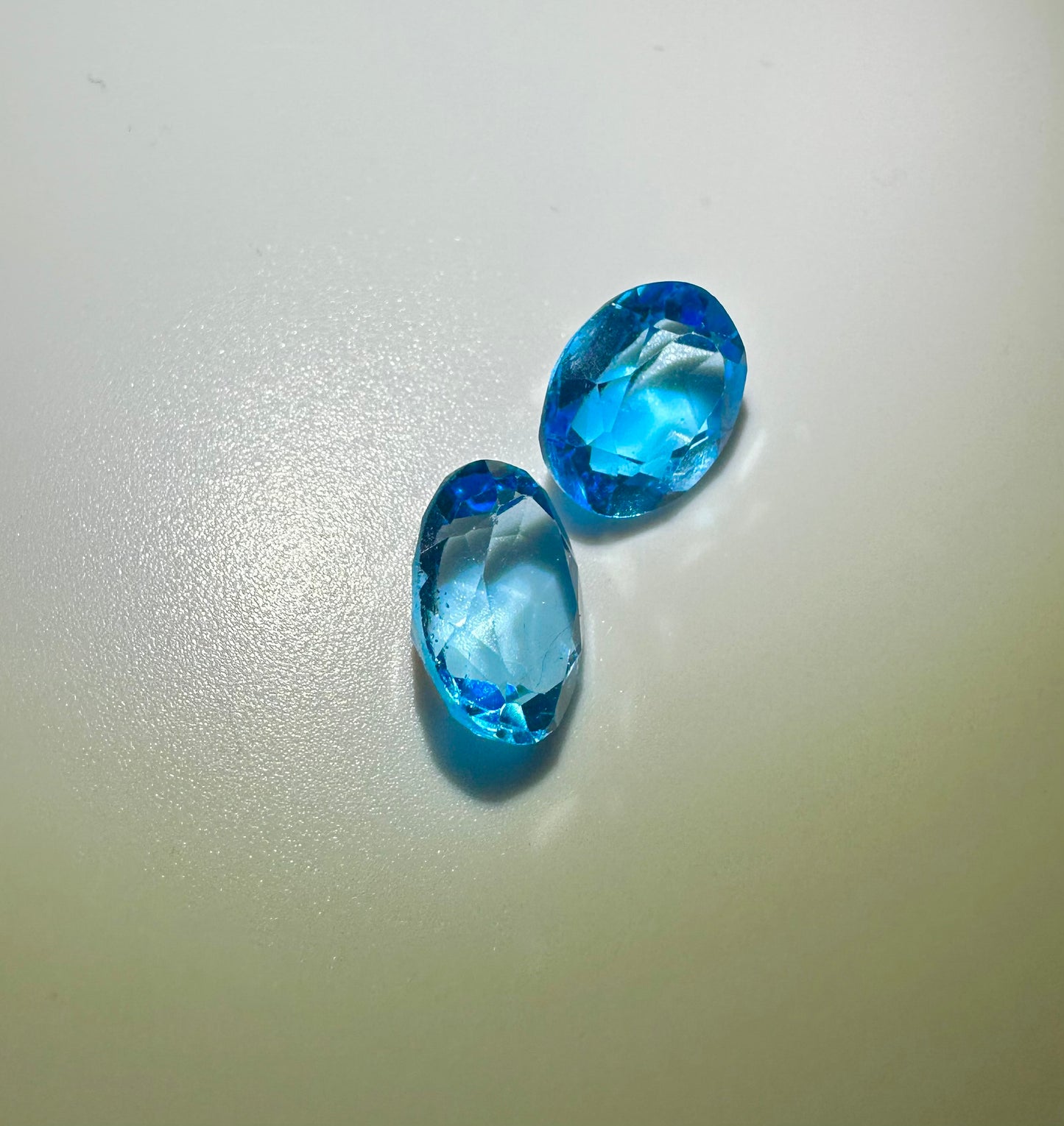 Pair loose Stone Blue Topaz