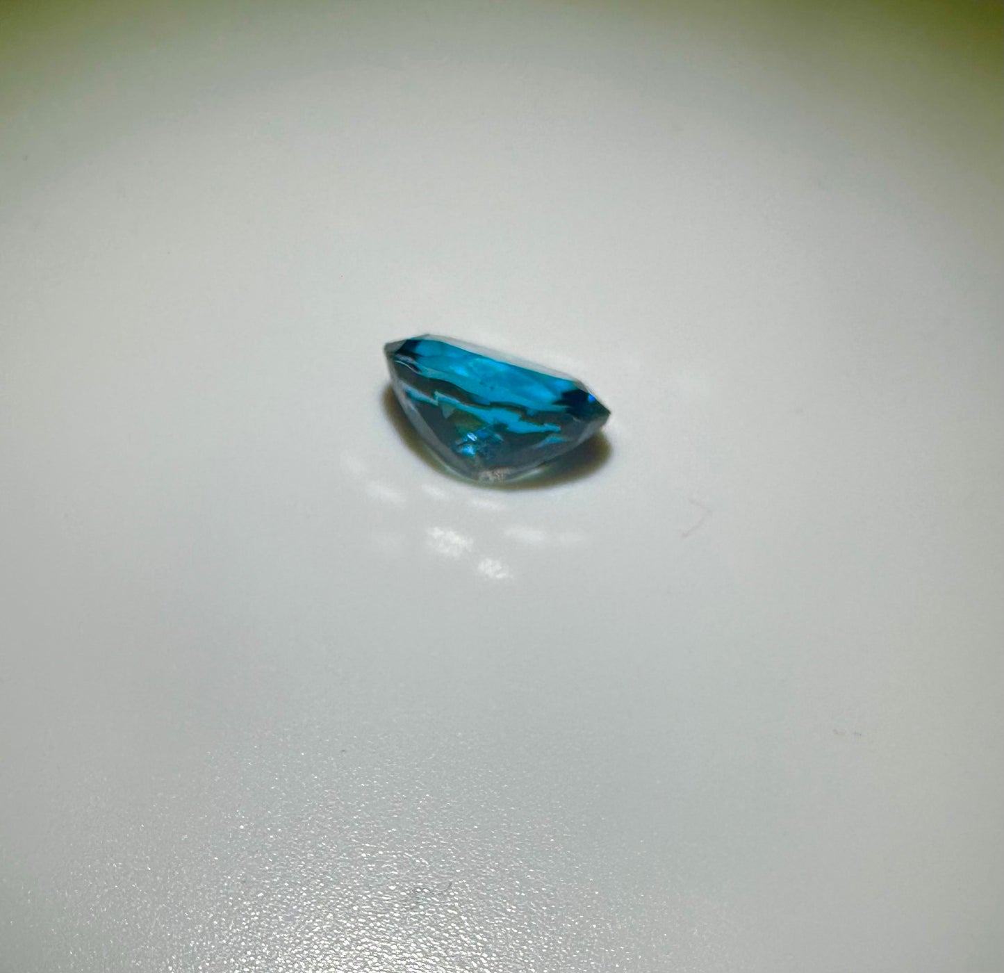 London Blue Topaz 3 ct